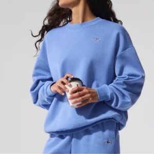 ALO Yoga accolade Crystal Clear blue set